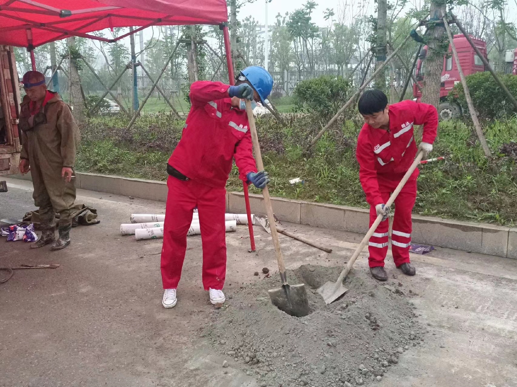 屯留管道疏通哪家好】及时进行市政管道清淤
